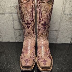 Women's Embroidered Leather Cowboy Boots - Mauve Accents